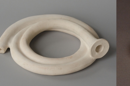 Left: reconstruction of a pilgrims horn / Right: original from Raeren 16th century collection Topfereimuseum Raeren