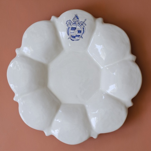 Replica of a lobed dish with the family crest of Christoph Bernhard von Galen. Second half of the 17th century
