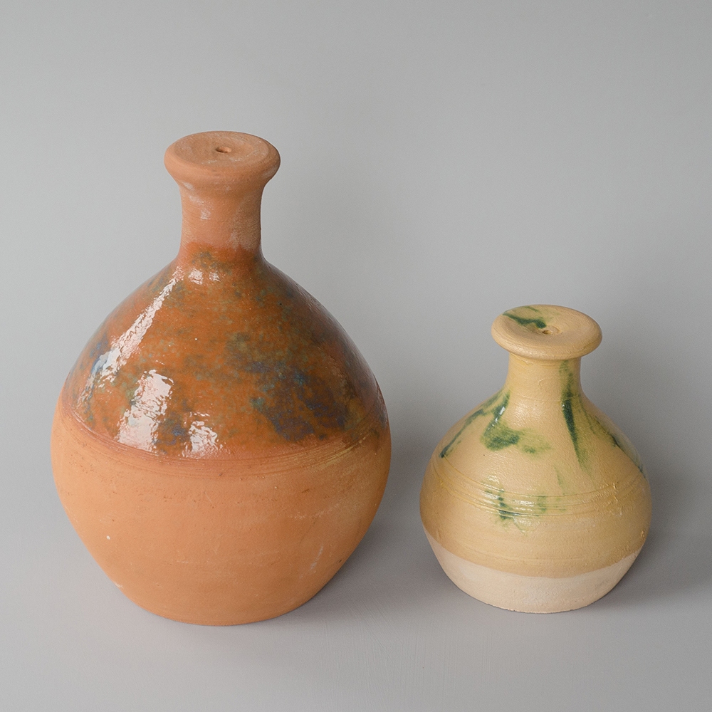 #15 Reconstructions of post-medieval watering pots / the large one €35. The other one is not available.